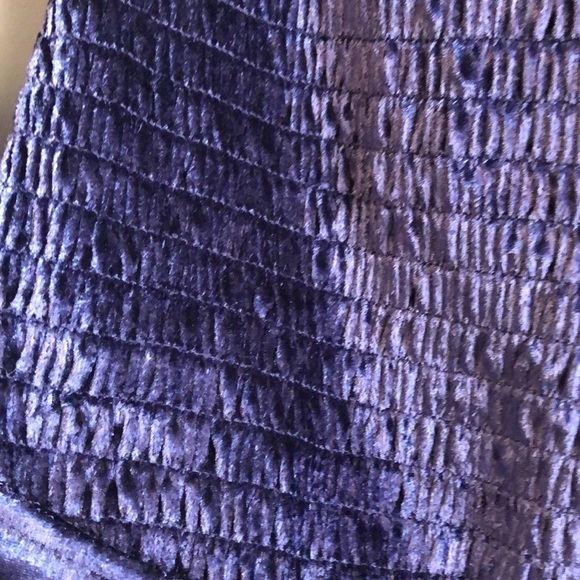 Free People girls Just Wanna Bodysuit Sz M Navy Smocked Puff Sleeve Velvet - Picture 3 of 8